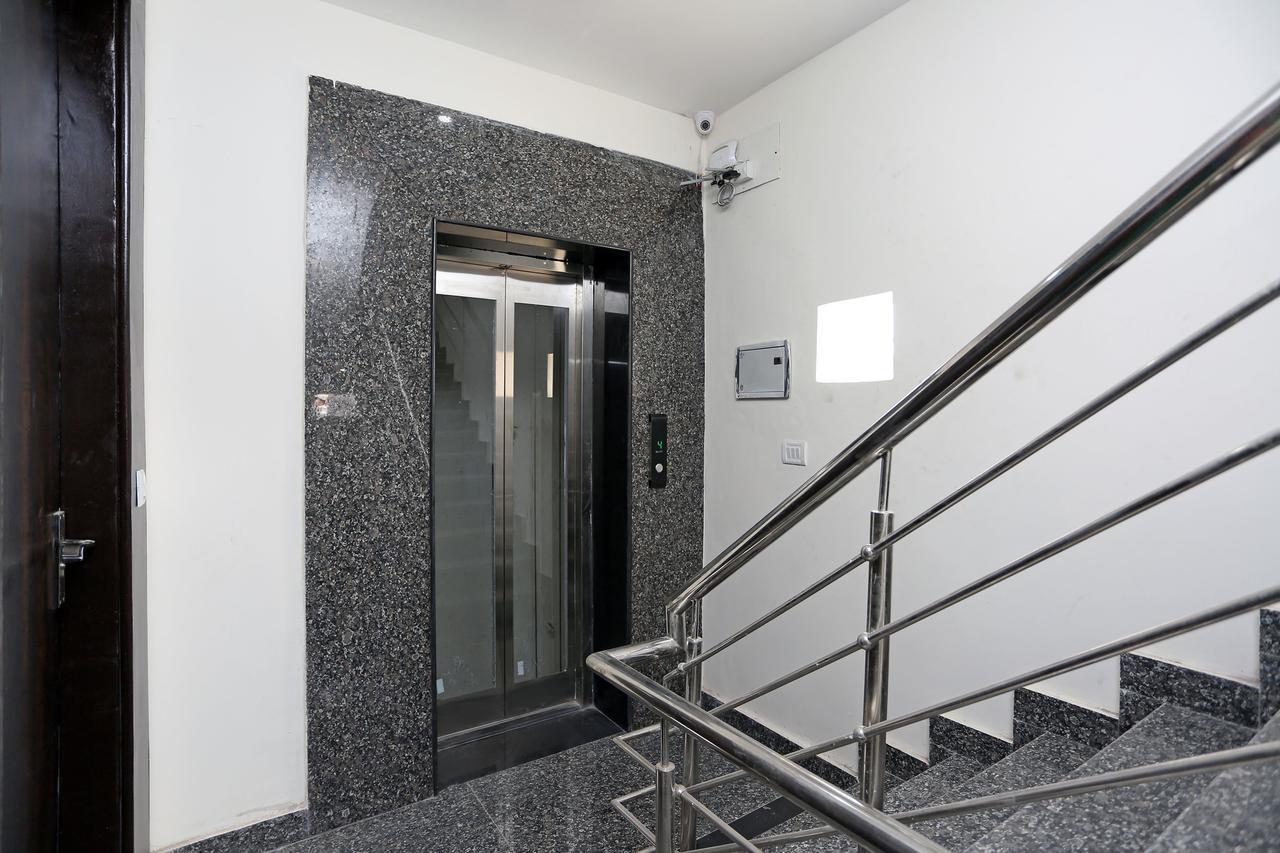Oyo 9147 Hotel Aerostay New Delhi Extérieur photo