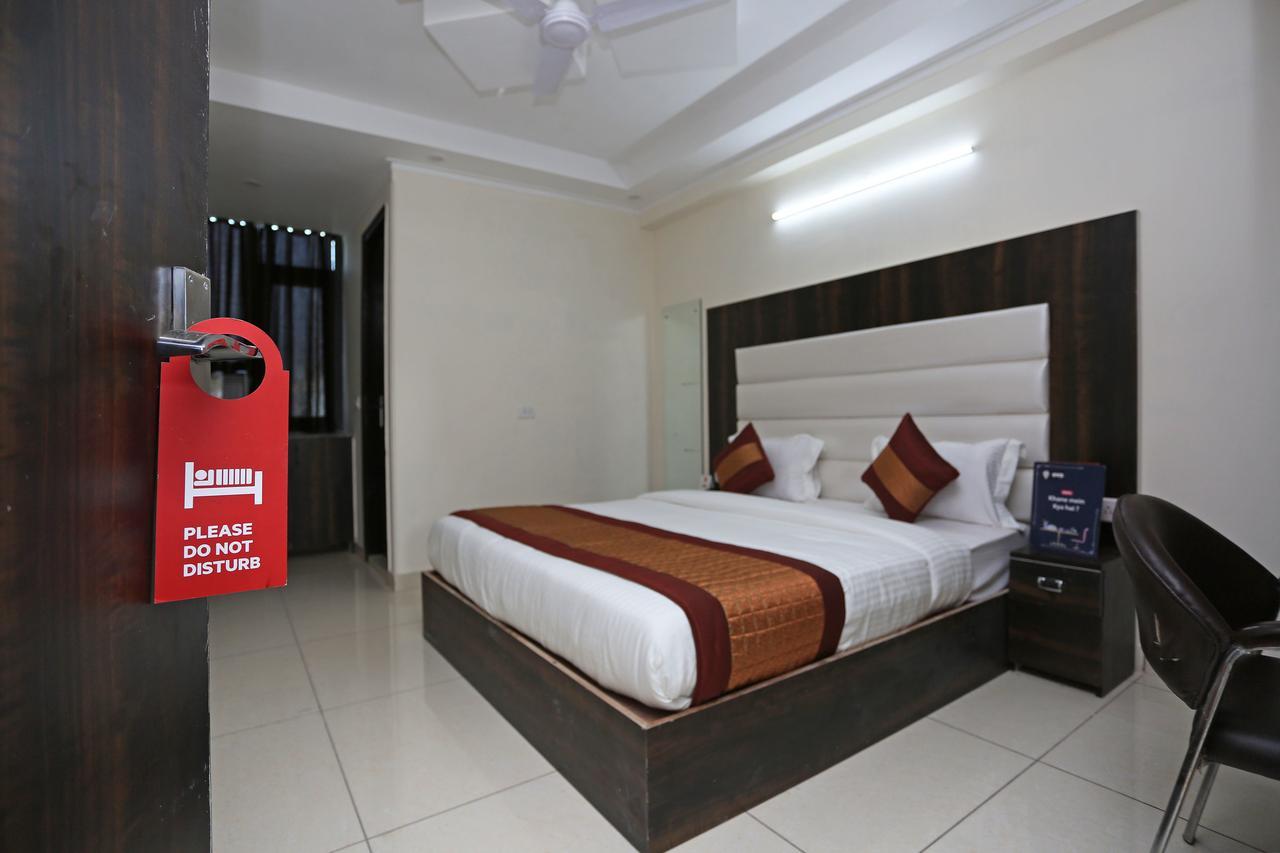 Oyo 9147 Hotel Aerostay New Delhi Extérieur photo